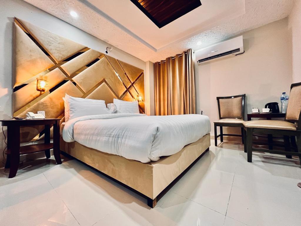 Shelton Suites Bhurban Ngoại thất bức ảnh