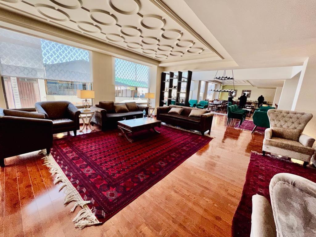 Shelton Suites Bhurban Ngoại thất bức ảnh