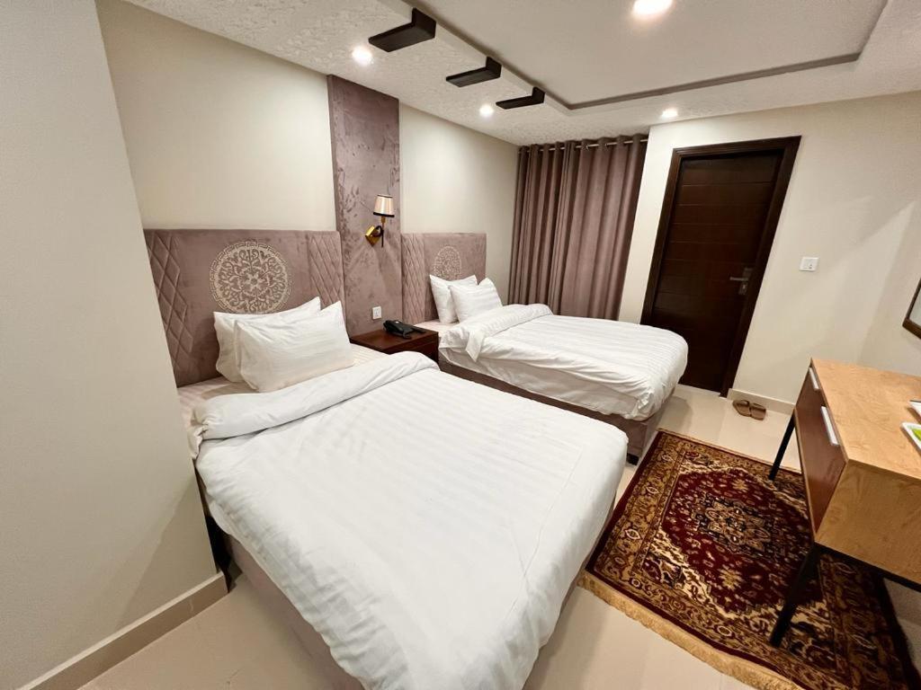 Shelton Suites Bhurban Ngoại thất bức ảnh